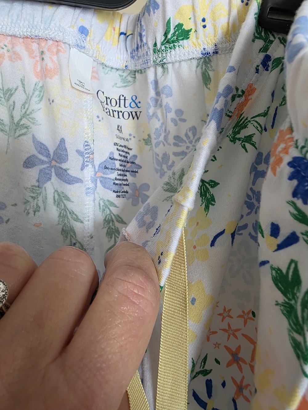 croft & barrow White Floral Print Men's Shirt with Multicolor Blooms